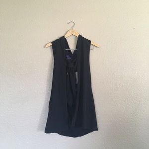 Hooded sleeveless cardigan
